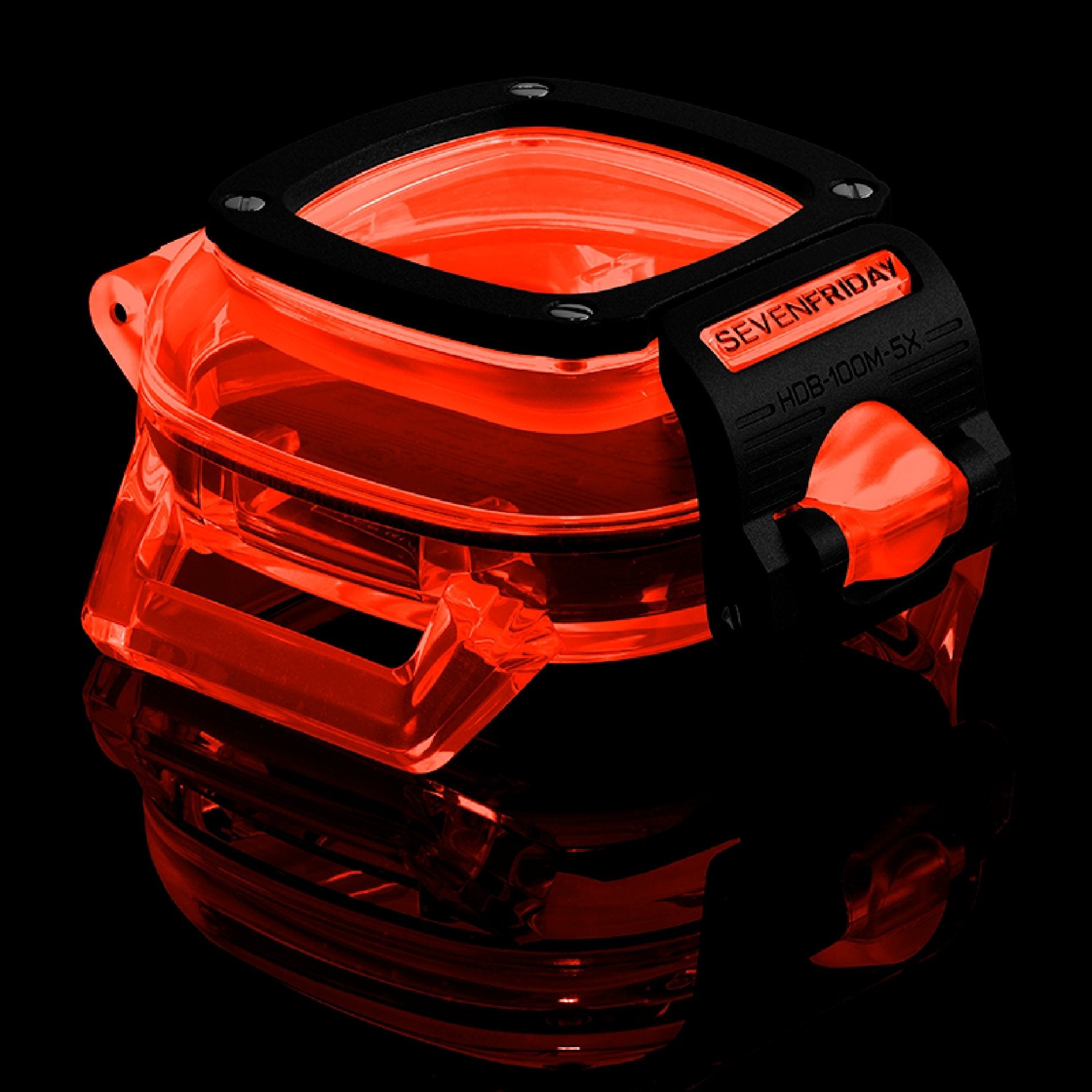 HDB II Red - SEVENFRIDAY Australia SF-H1/05