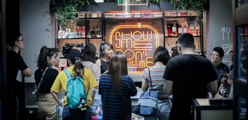 SEVENFRIDAY - SPACES "THE PLACE TO BE" - SEVENFRIDAY Australia